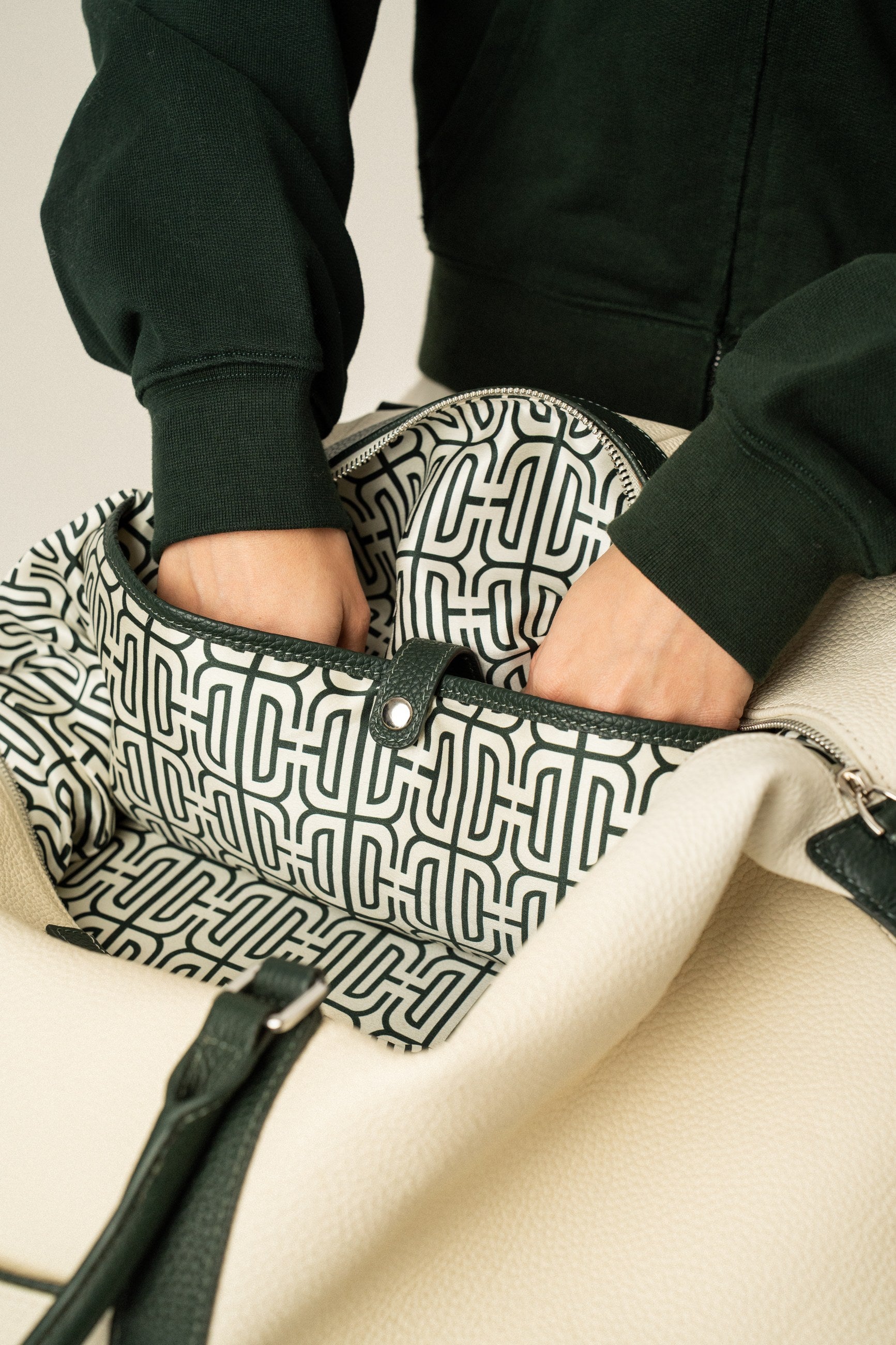 KANEHA 2026 campaign - leather duffle bag White Green 11