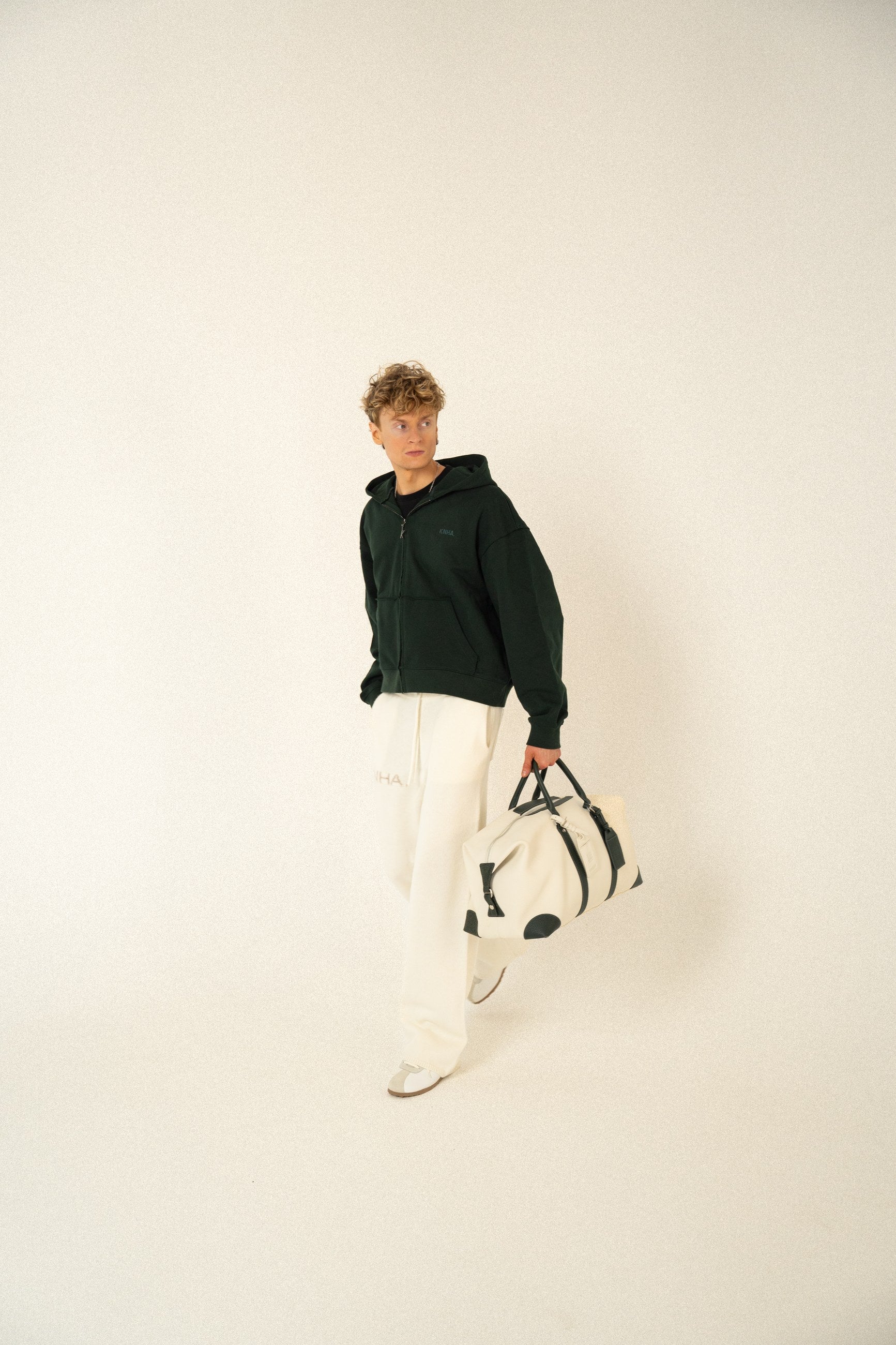 KANEHA 2026 campaign - leather duffle bag White Green 15