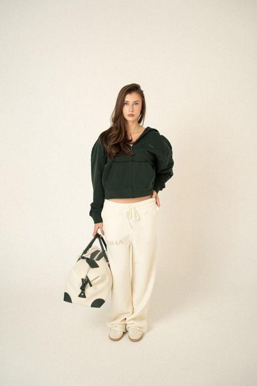 KANEHA 2026 campaign - sweatpants Cream 02