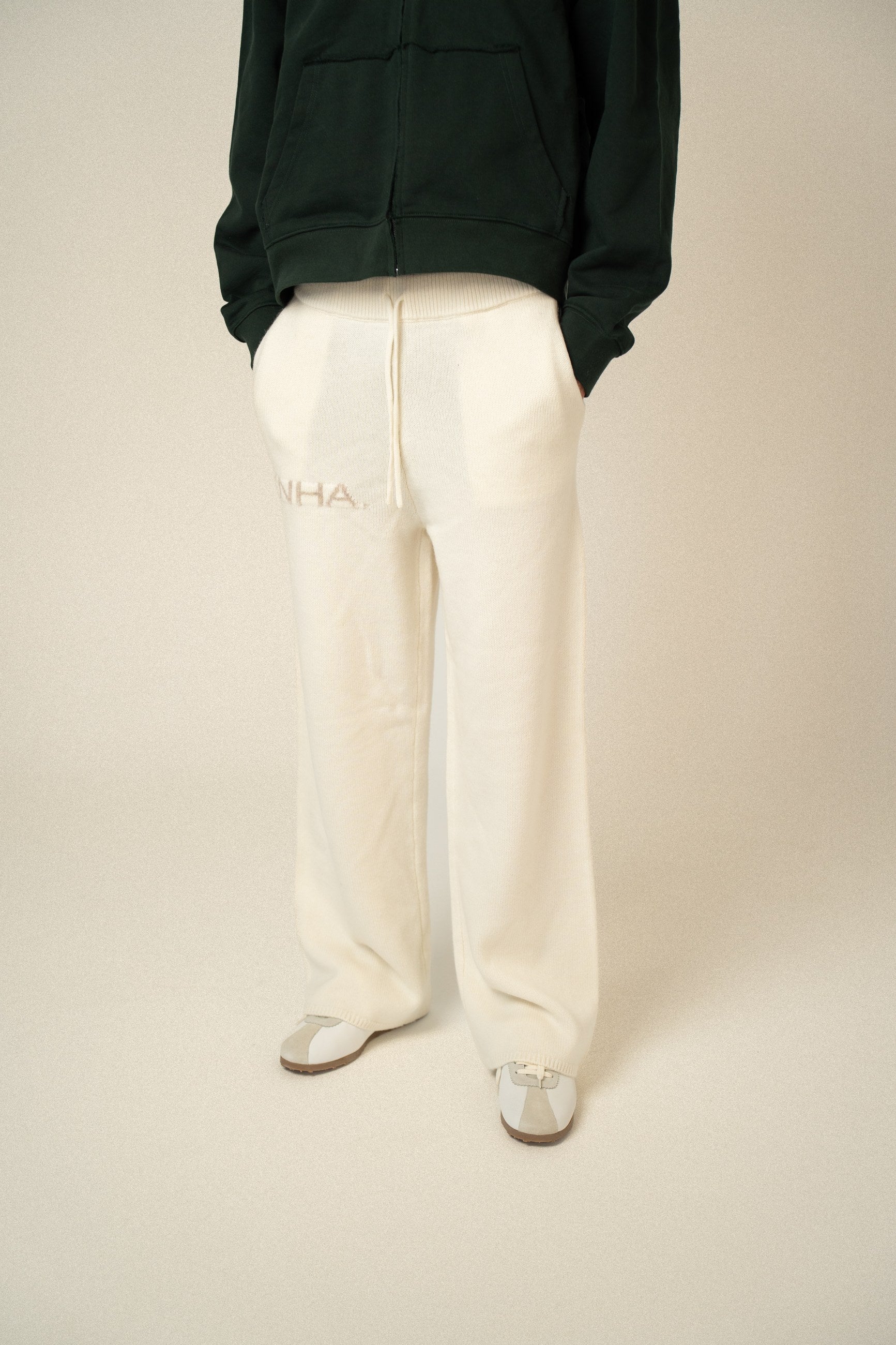 KANEHA 2026 campaign - sweatpants Cream 03